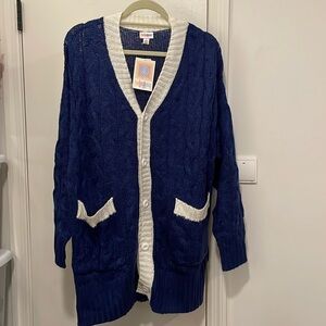 LuLaRoe Lucille Sweater nwt medium